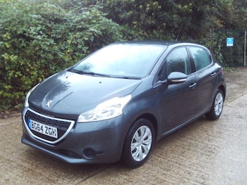 2015 (64) - 1.2 VTi Access+ 5dr Grey 44k Miles Years MOT Warranty