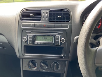 Used Volkswagen Polo 2010 for sale - 78965088: Photo