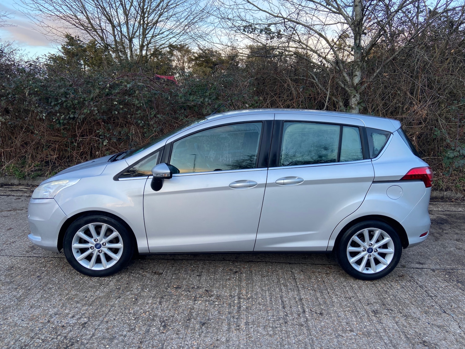 Used Ford B-MAX 2015 for sale - 77435435: Photo 10