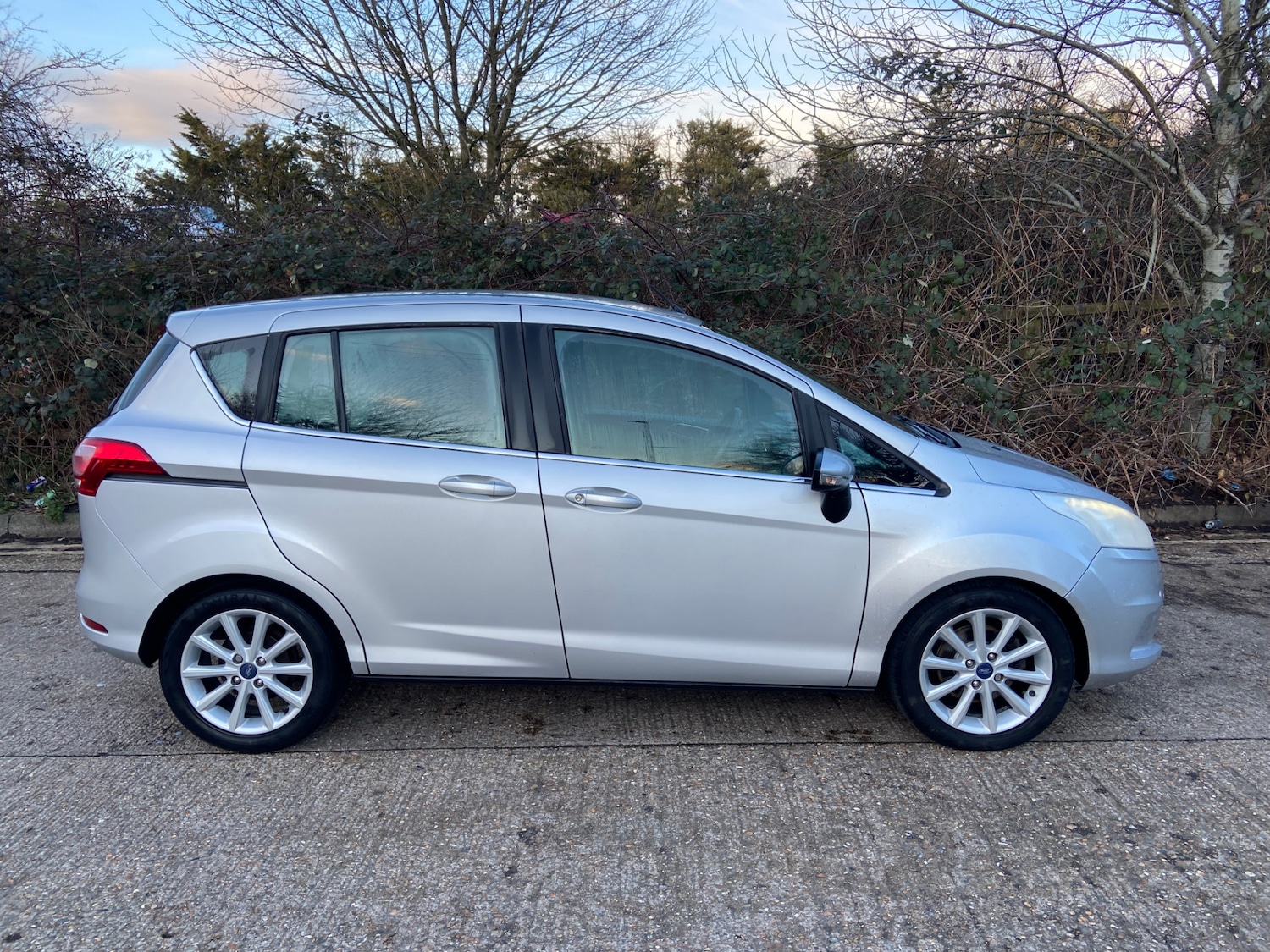 Used Ford B-MAX 2015 for sale - 77435435: Photo 8