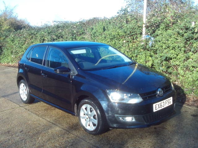 Used Volkswagen Polo 2013 for sale - 76652943: Photo 2