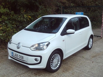 2015 (65) - 1.0 High Up 5dr White 45k Miles FSH Years MOT Warranty £20 Road Tax