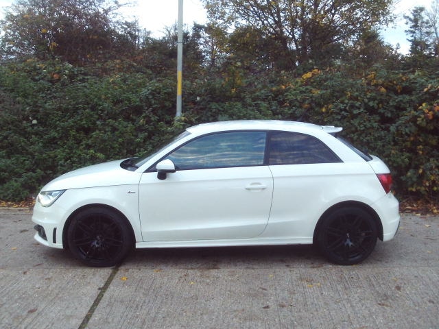 Used Audi A1 2011 for sale - 76480038: Photo 10