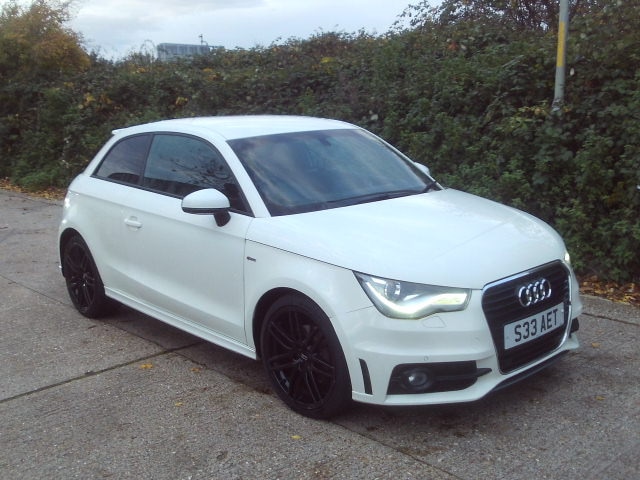 Used Audi A1 2011 for sale - 76480038: Photo 2