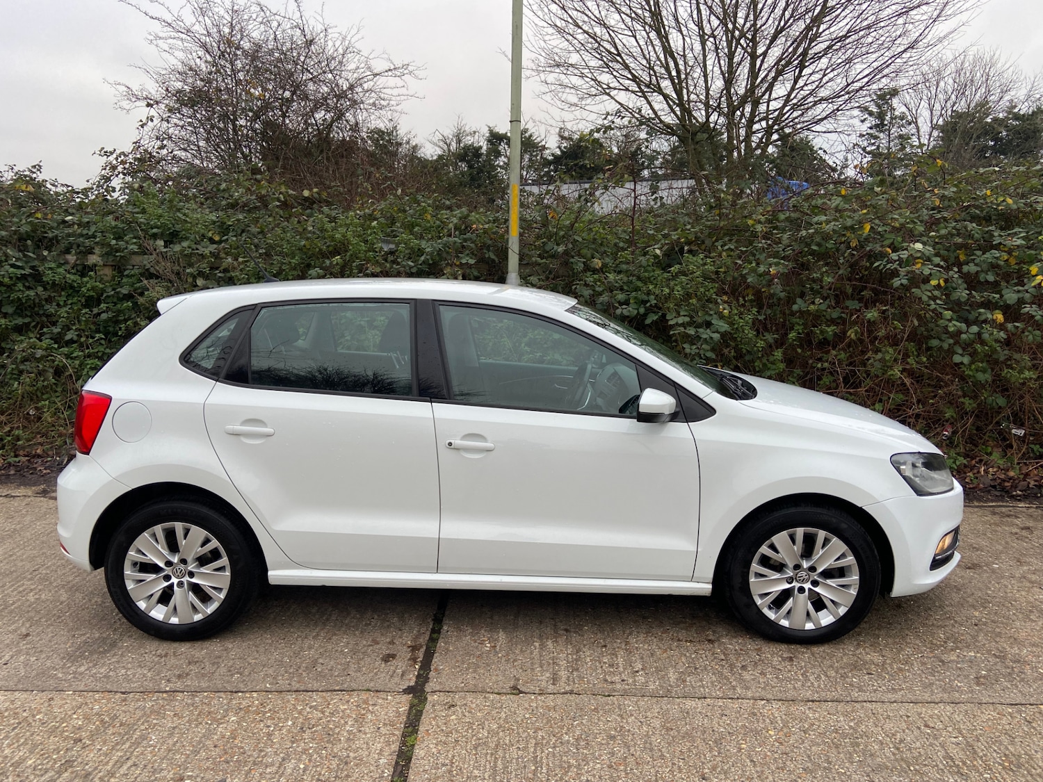 Used Volkswagen Polo 2015 for sale - 77045646: Photo 7