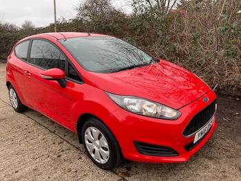 Used Ford Fiesta 2016 for sale - 77328664: Photo