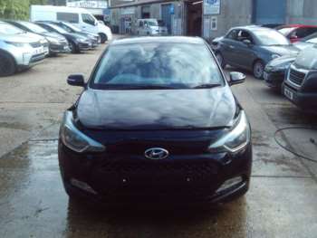 Used Hyundai i20 2017 for sale - 74601554: Photo