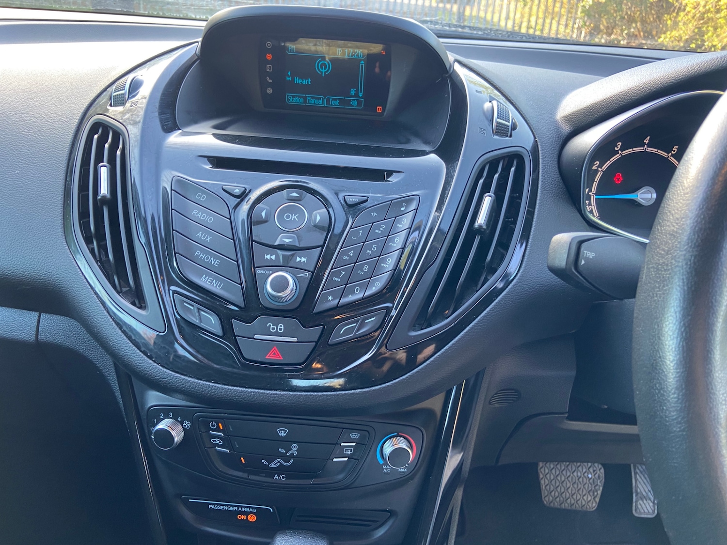 Used Ford B-MAX 2015 for sale - 78168701: Photo 4