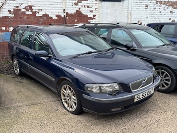 Used Volvo V70 2003 for sale - 79559488: Photo