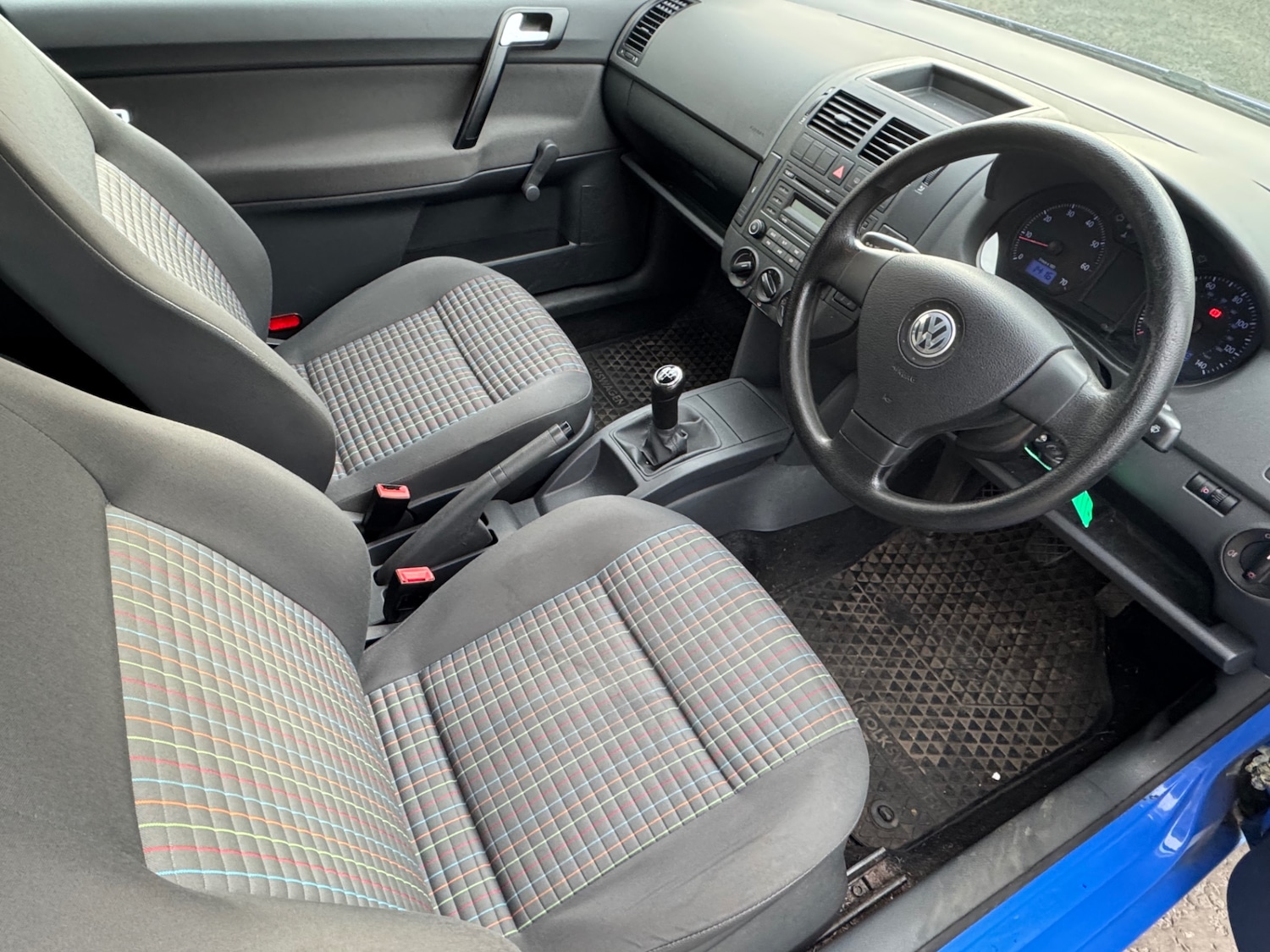 Used Volkswagen Polo 2008 for sale - 76933312: Photo 3