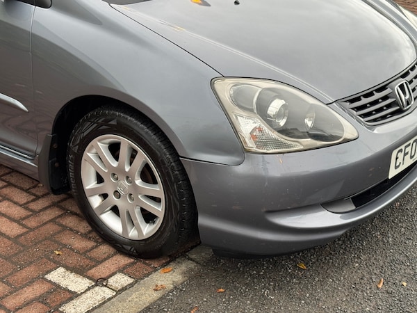 Used Honda Civic 2005 for sale - 76281849: Photo 13