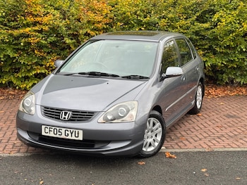 Used Honda Civic 2005 for sale - 76281849: Photo 2