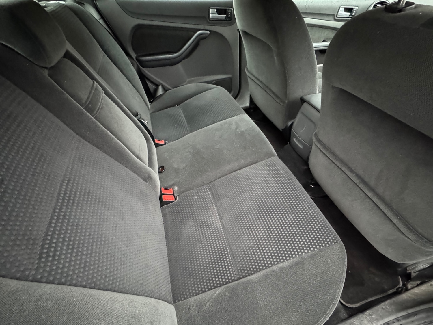 Used Ford Focus 2005 for sale - 76564910: Photo 6