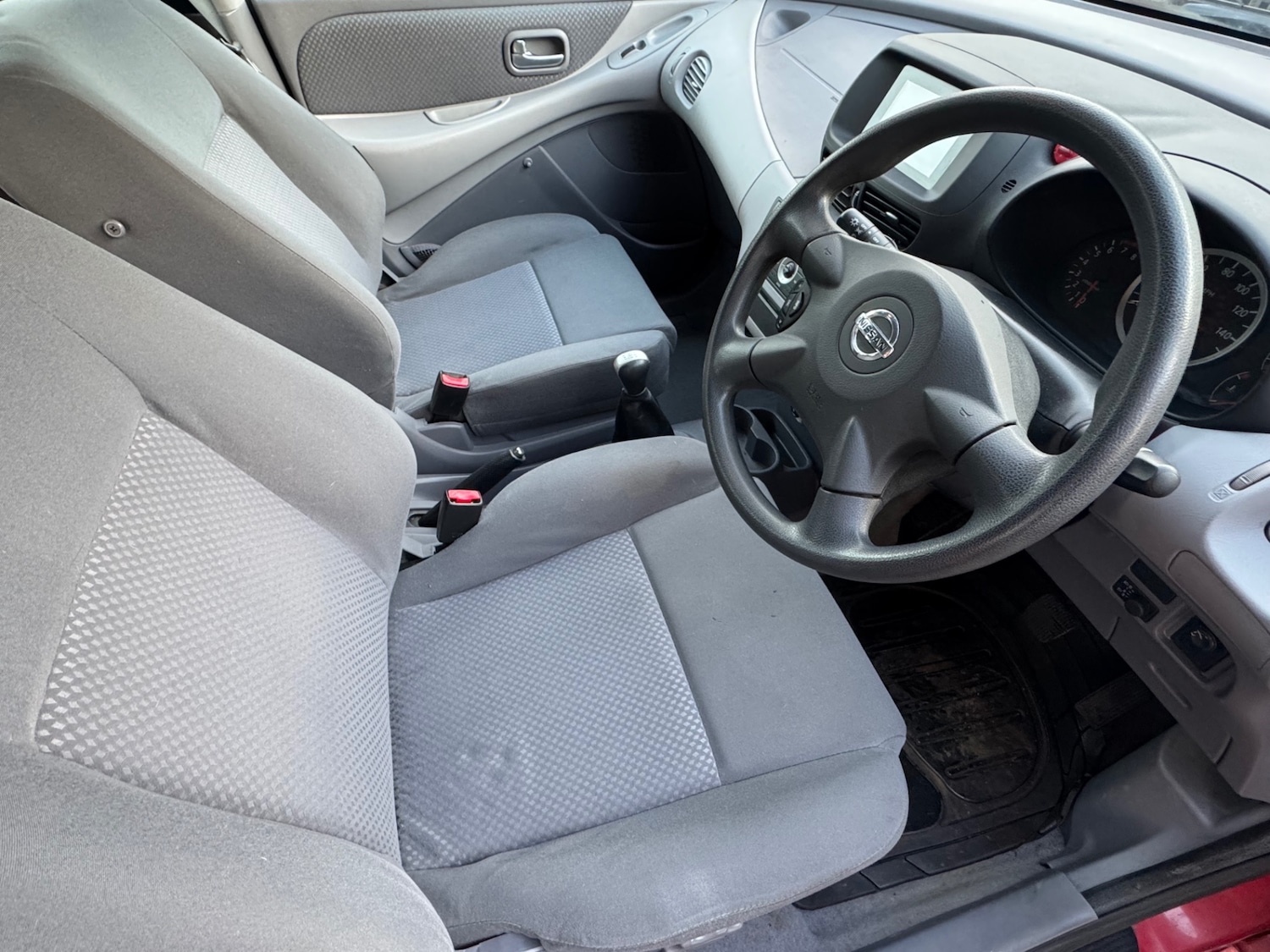 Used Nissan Almera Tino 2006 for sale - 76497751: Photo 2