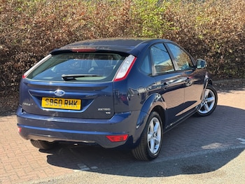 Used Ford Focus 2010 for sale - 78403793: Photo