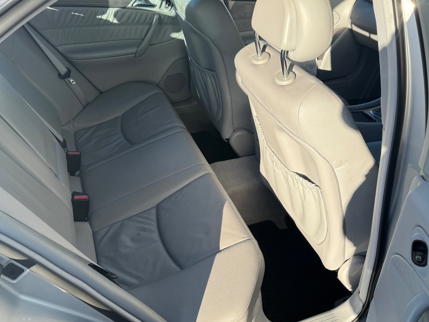 Used Mercedes-Benz C Class 2001 for sale - 76655633: Photo 11