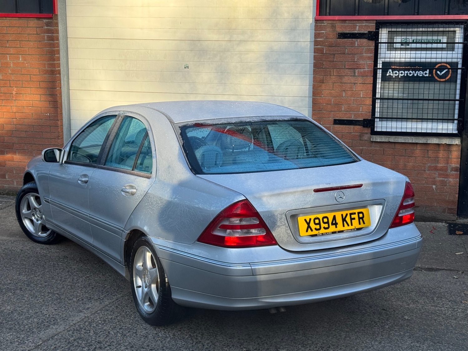 Used Mercedes-Benz C Class 2001 for sale - 76655633: Photo 2