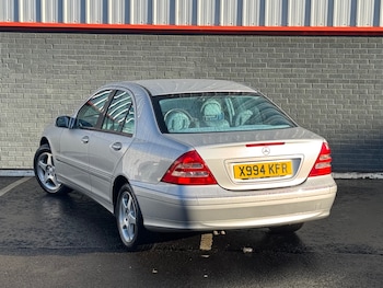 Used Mercedes-Benz C Class 2001 for sale - 76655633: Photo