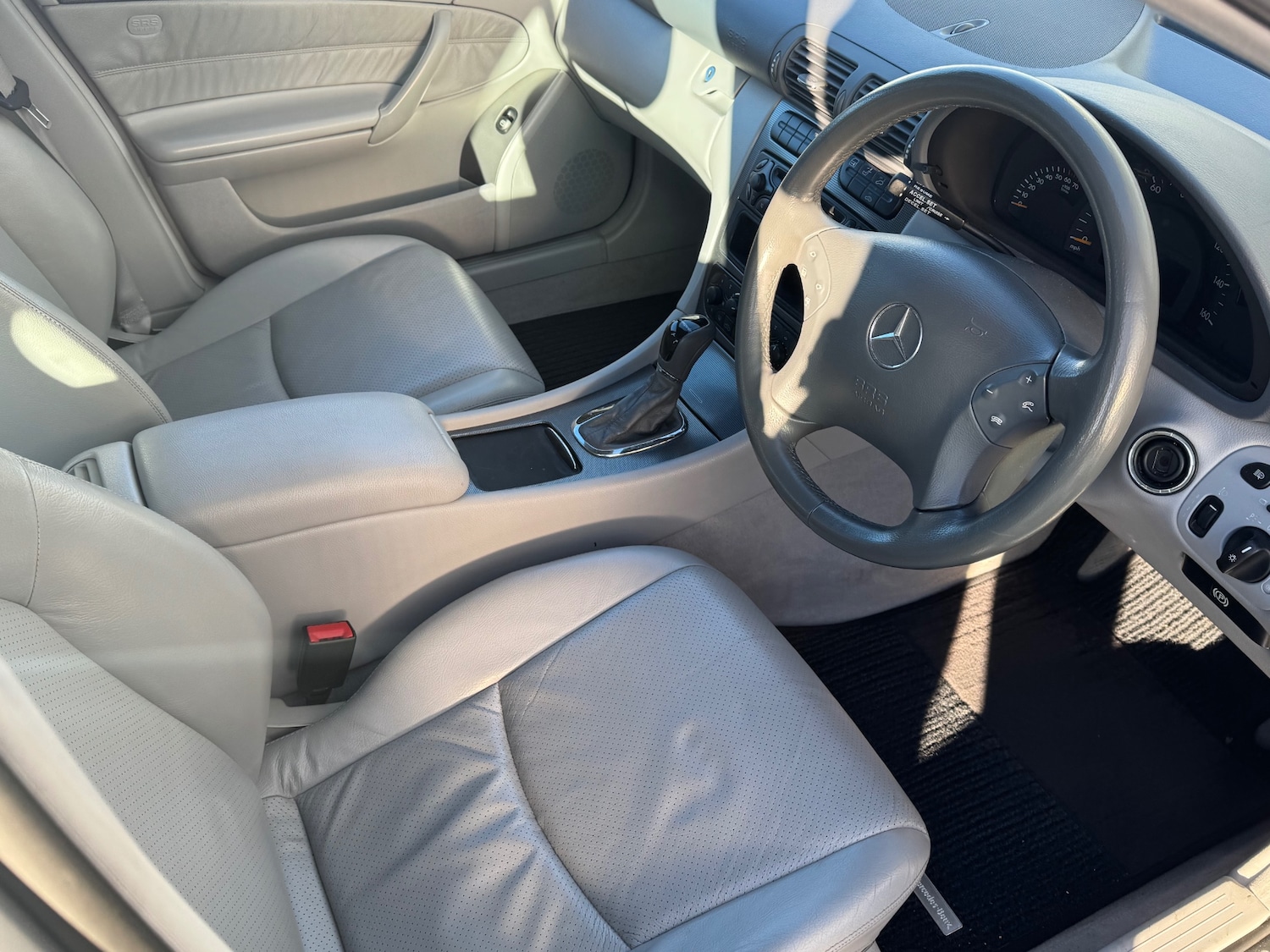 Used Mercedes-Benz C Class 2001 for sale - 76655633: Photo 5