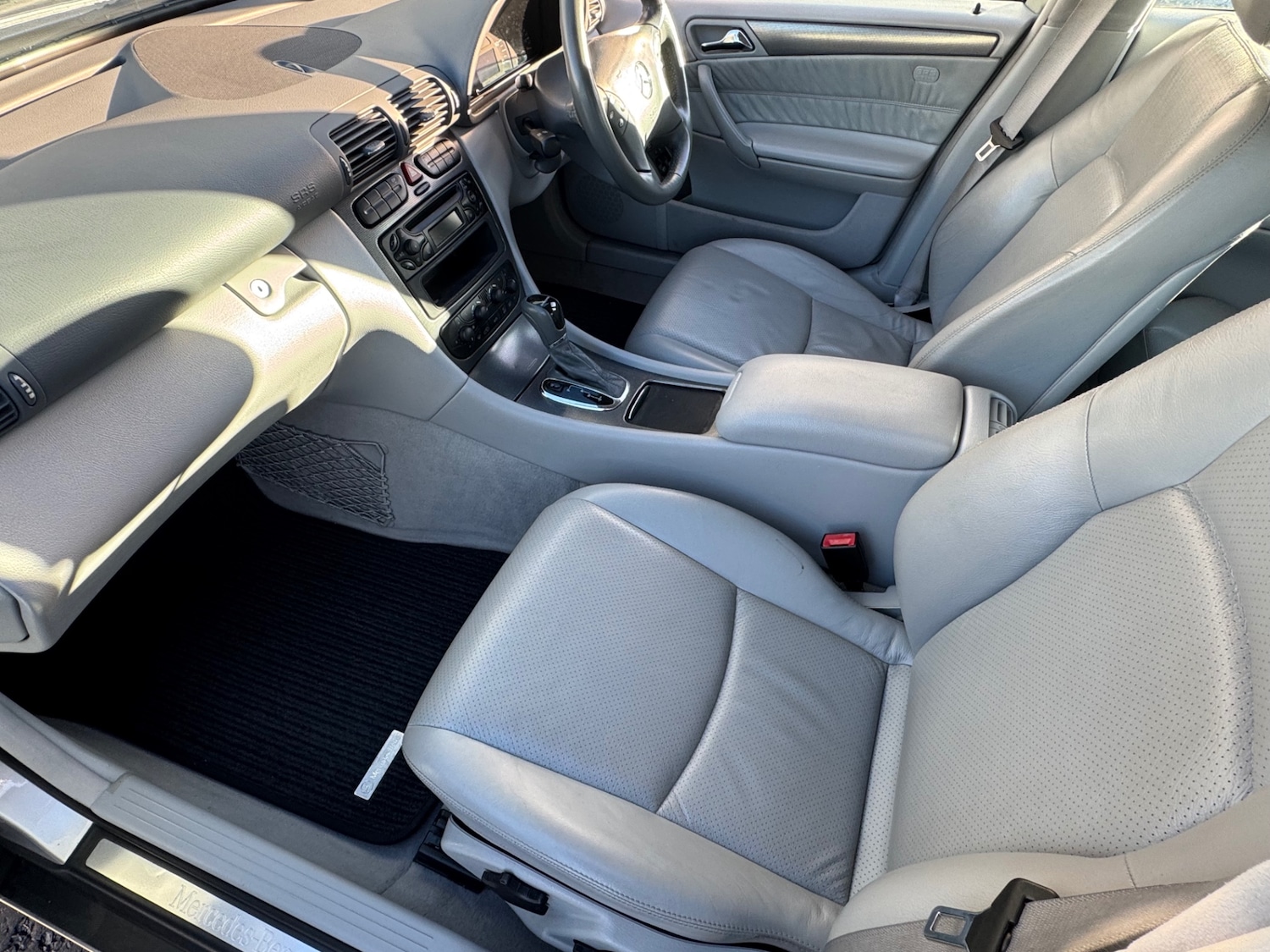 Used Mercedes-Benz C Class 2001 for sale - 76655633: Photo 6