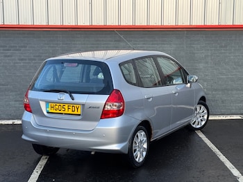 Used Honda Jazz 2005 for sale - 77884917: Photo