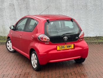Used Toyota AYGO 2011 for sale - 77495174: Photo