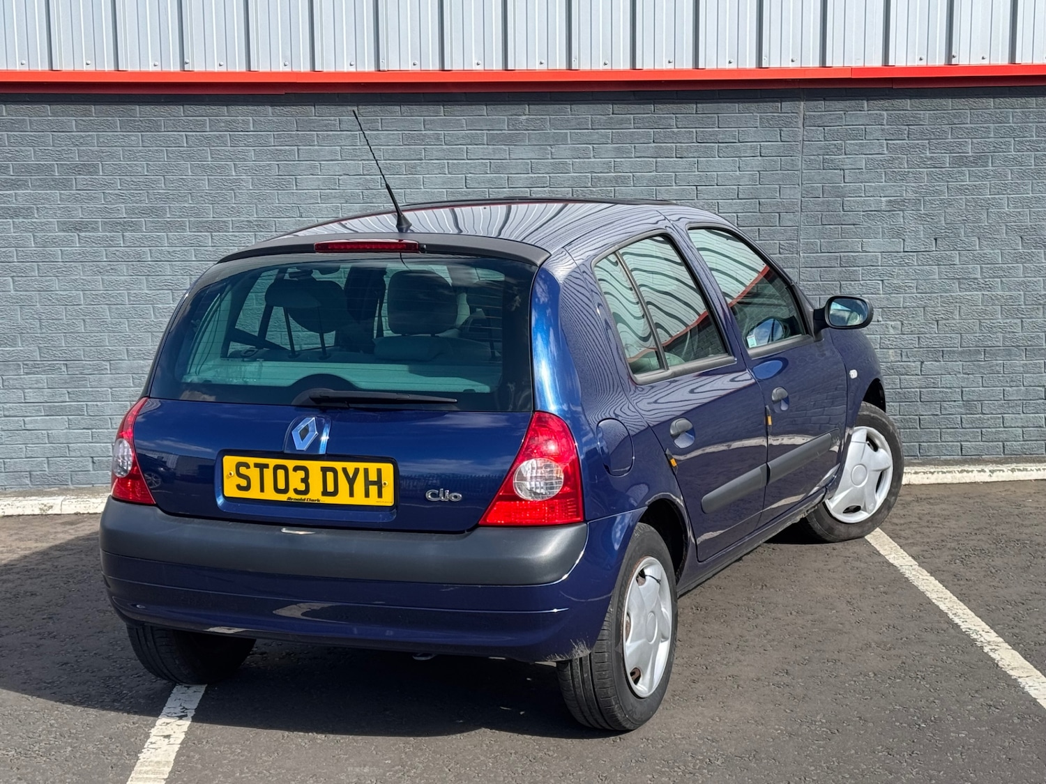 Used Renault Clio 2003 for sale - 78144275: Photo 3