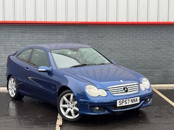 Mercedes-Benz - C Class