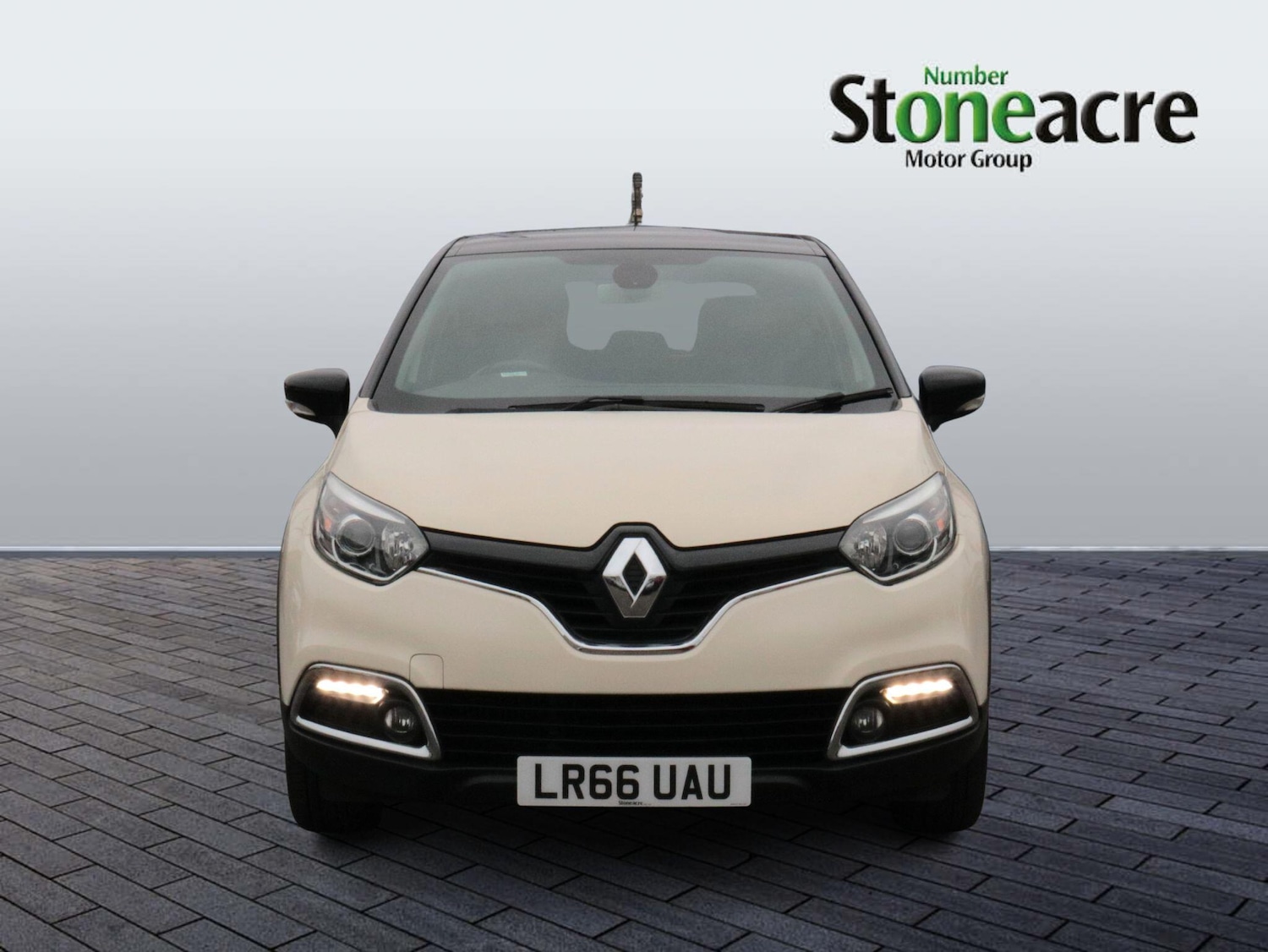 Used Renault Captur 2016 for sale - 77882133: Photo 10