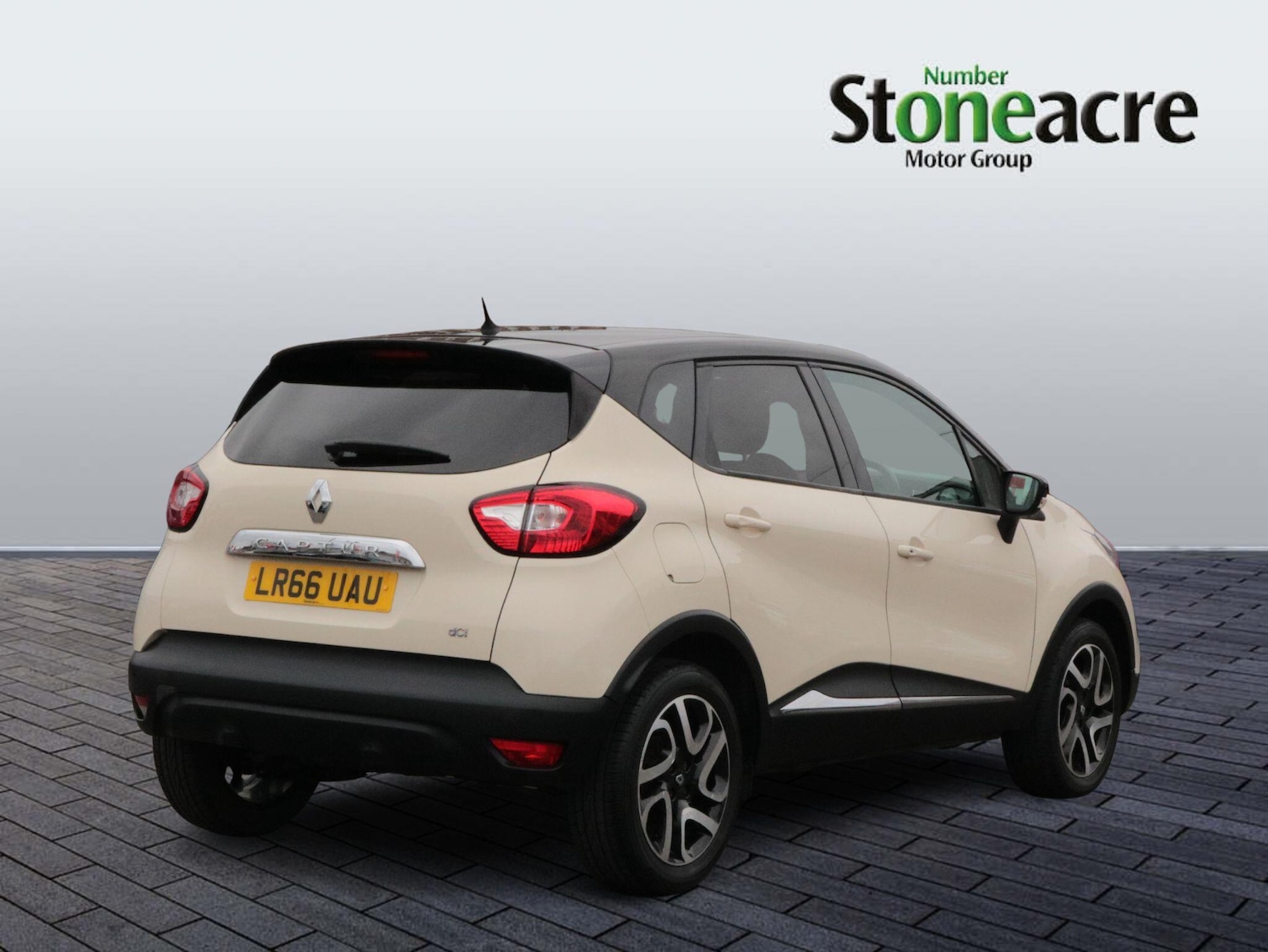 Used Renault Captur 2016 for sale - 77882133: Photo 5