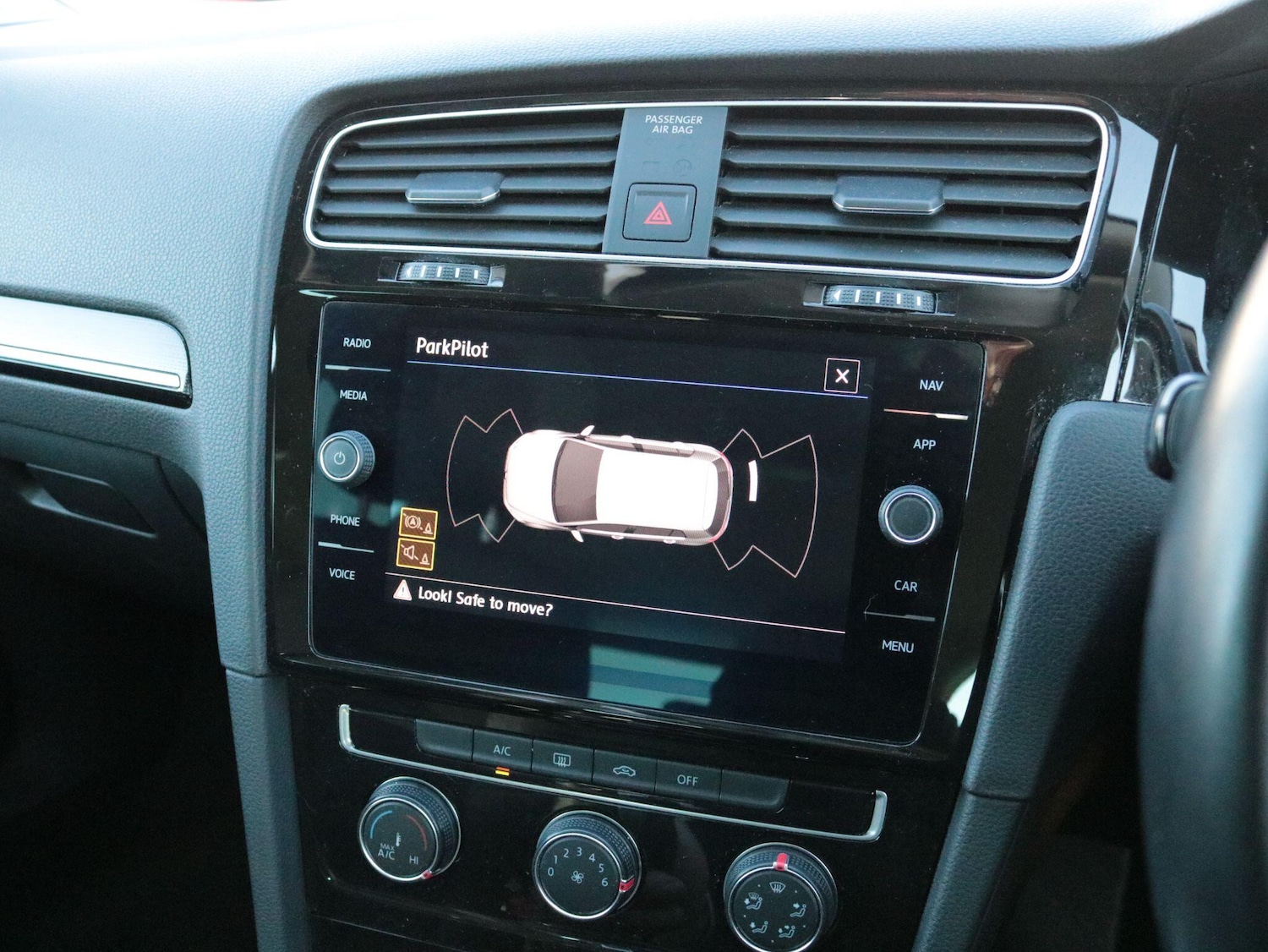 Used Volkswagen Golf 2019 for sale - 76484332: Photo 18