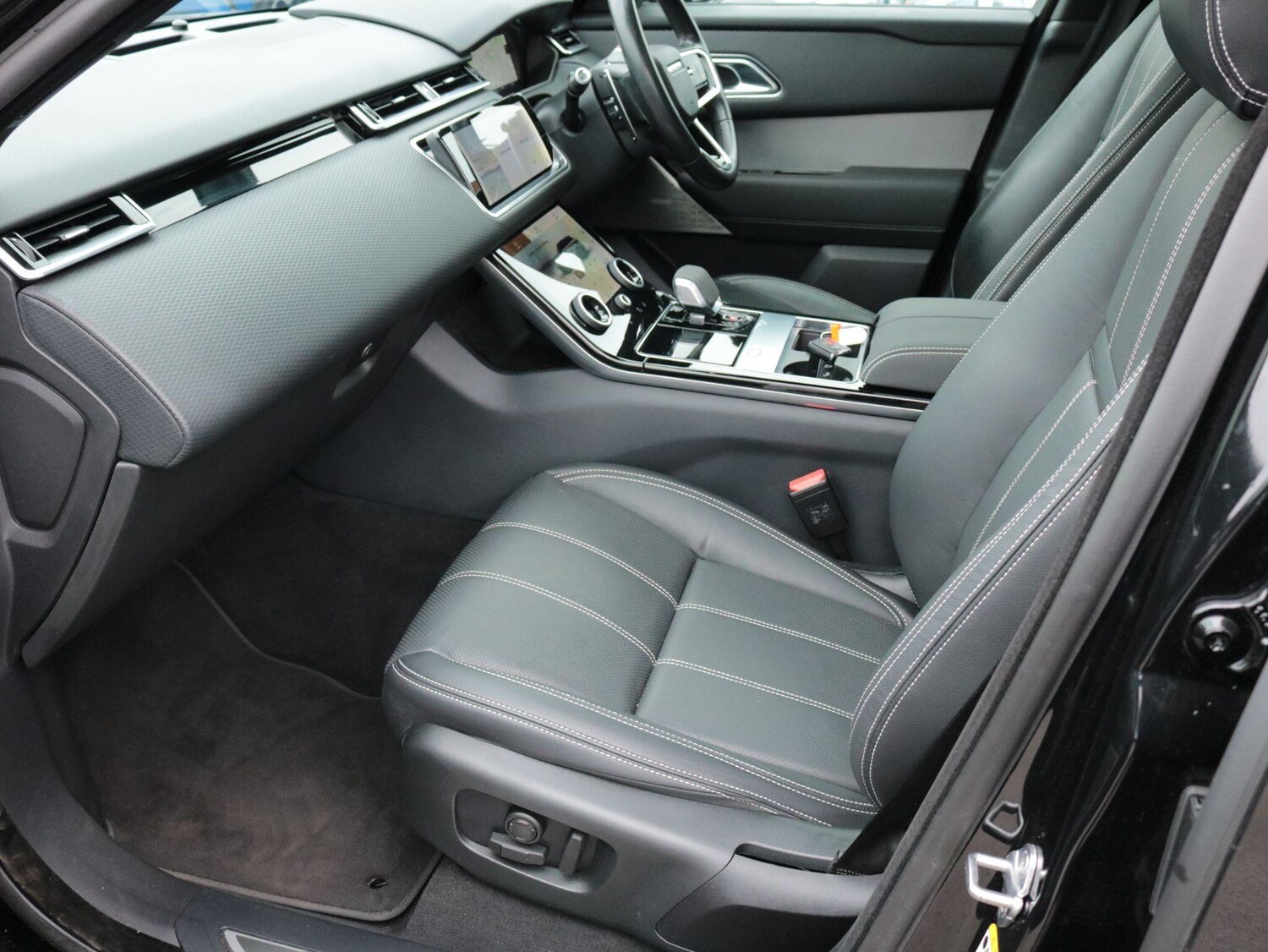 Used Land Rover Range Rover Velar for sale - 77883280: Photo 21