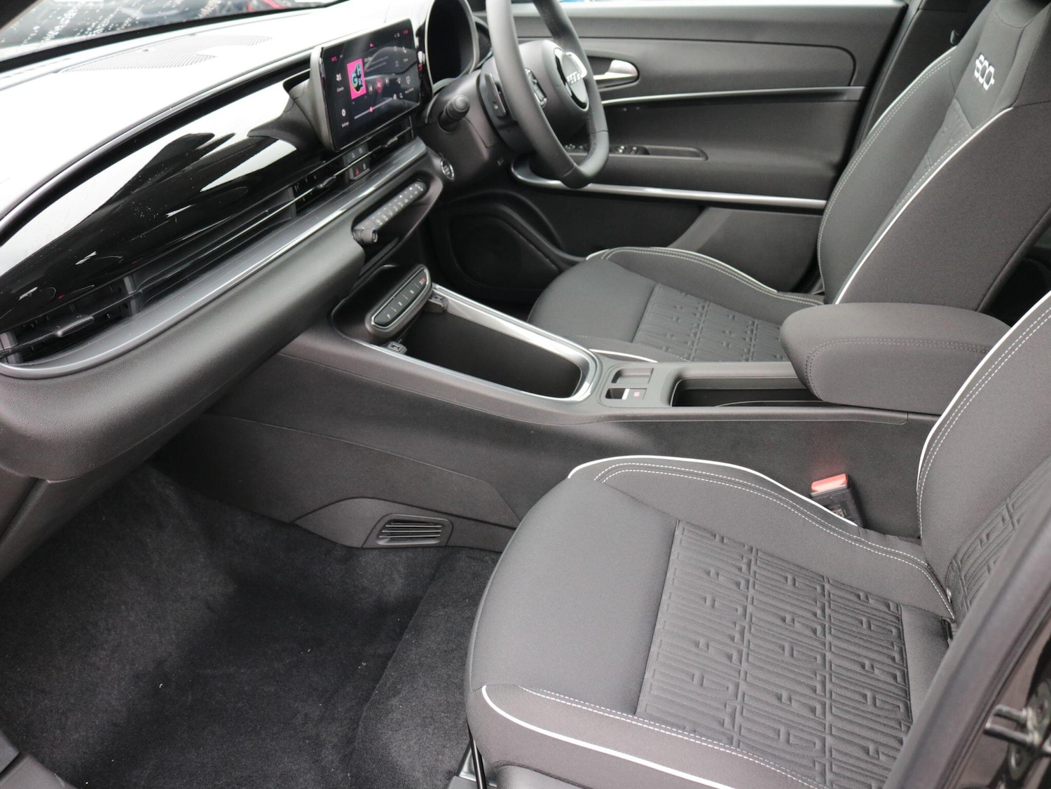 Used Fiat 600 2025 for sale - 76380568: Photo 15