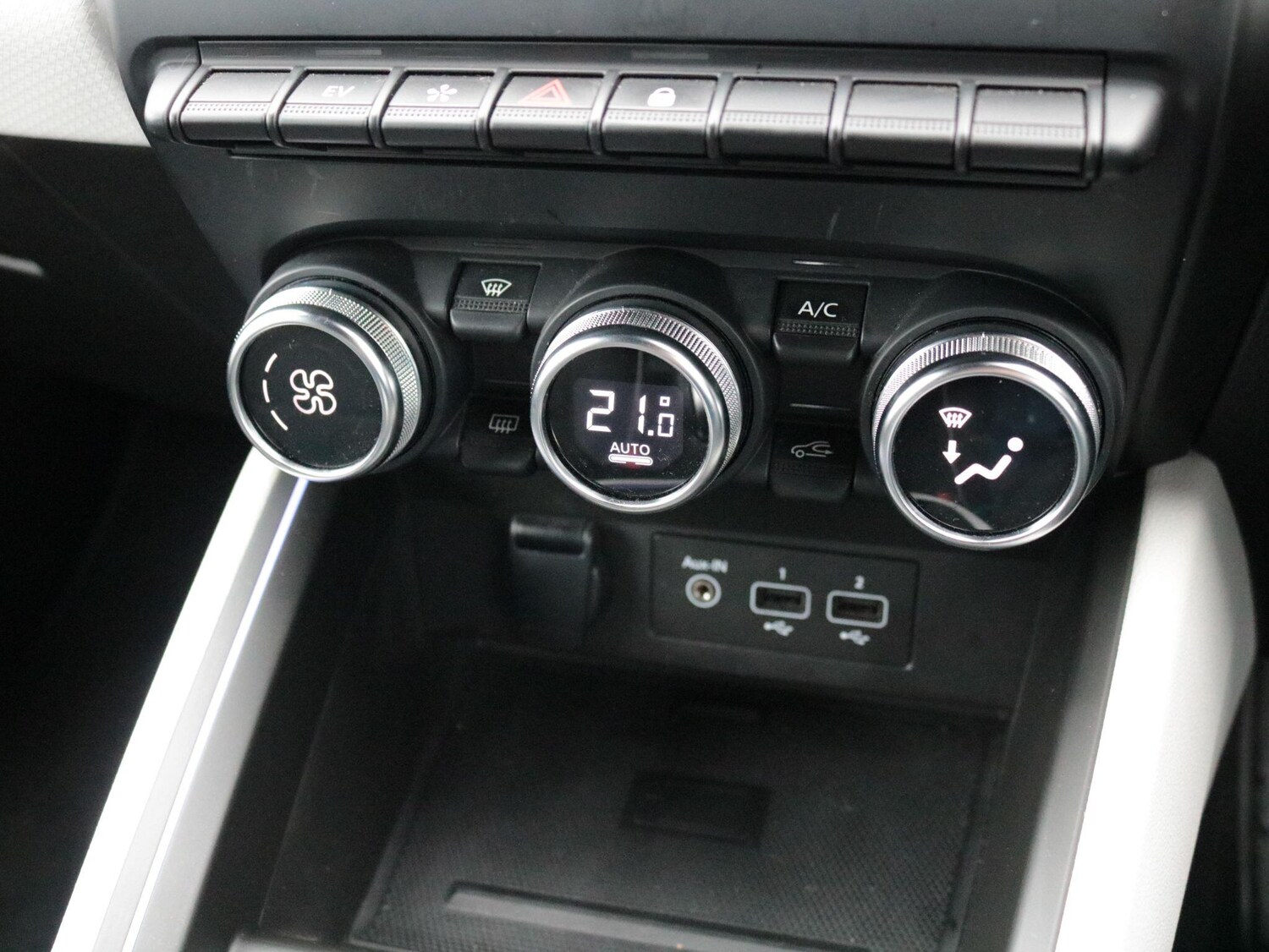 Used Renault Clio 2023 for sale - 76361152: Photo 22