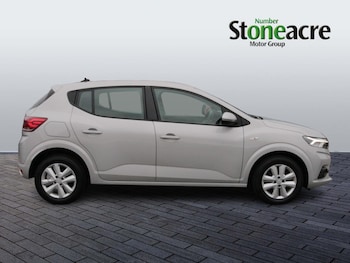 Used Dacia Sandero 2023 for sale - 78156720: Photo