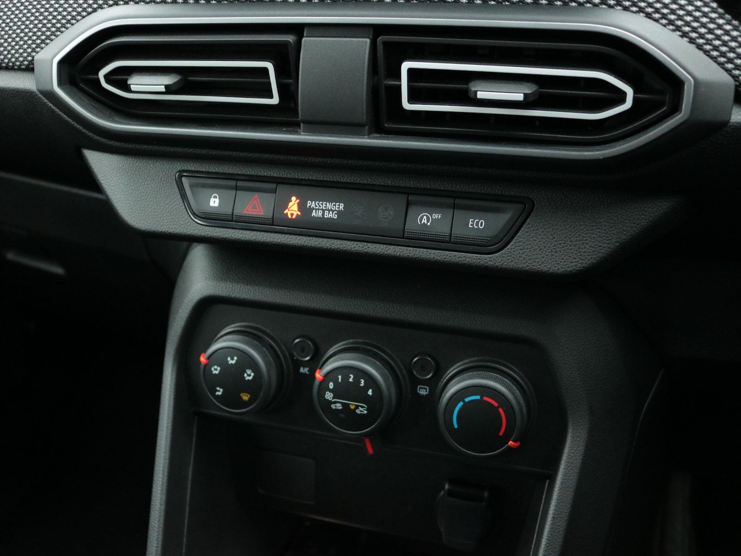 Used Dacia Sandero for sale - 77882059: Photo 21