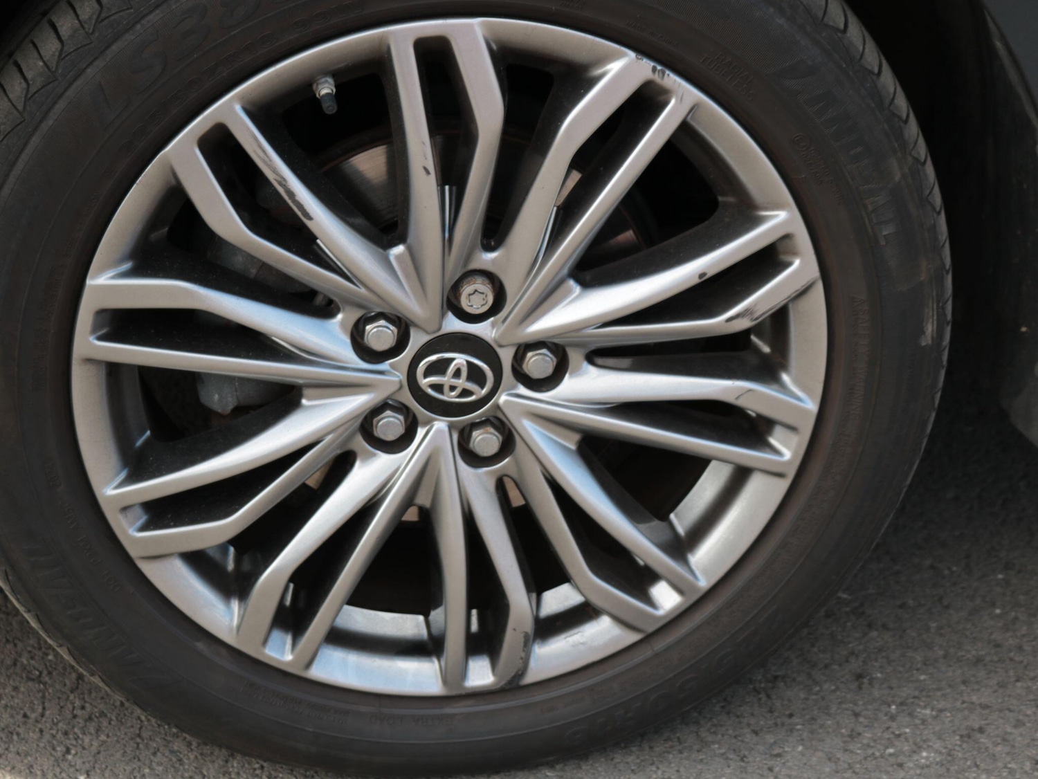 Used Toyota C-HR 2022 for sale - 76337145: Photo 11