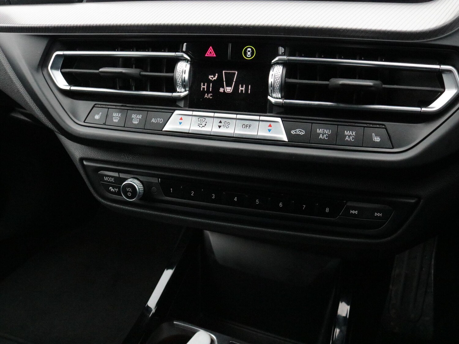 Used BMW 1 Series 2024 for sale - 77440660: Photo 21