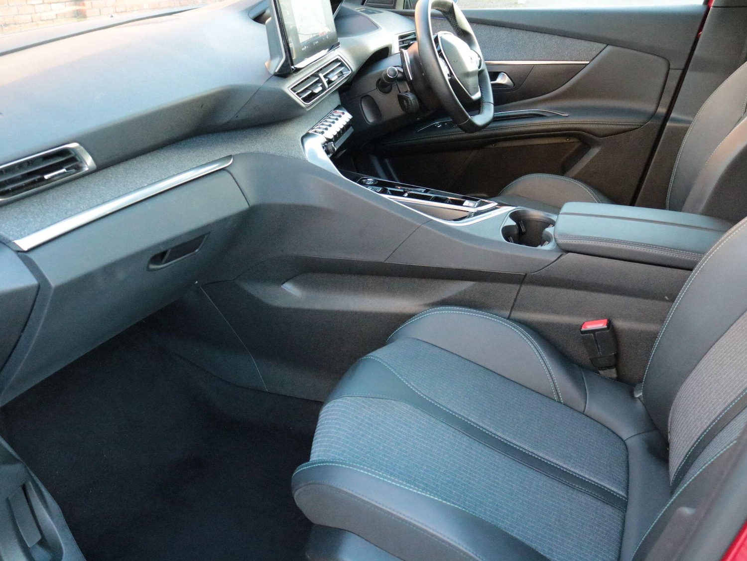 Used Peugeot 3008 2023 for sale - 76765596: Photo 15