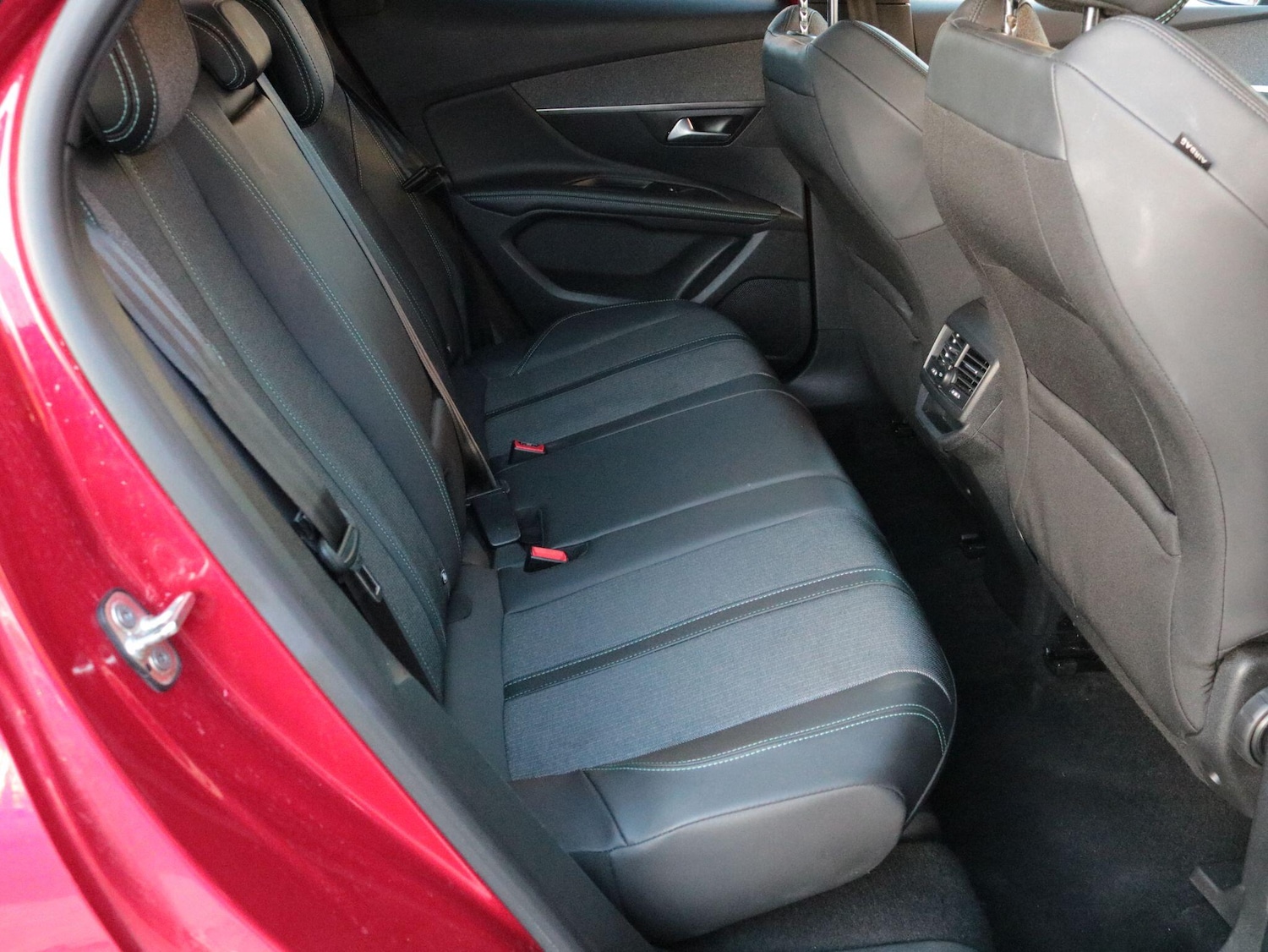 Used Peugeot 3008 2023 for sale - 76765596: Photo 24