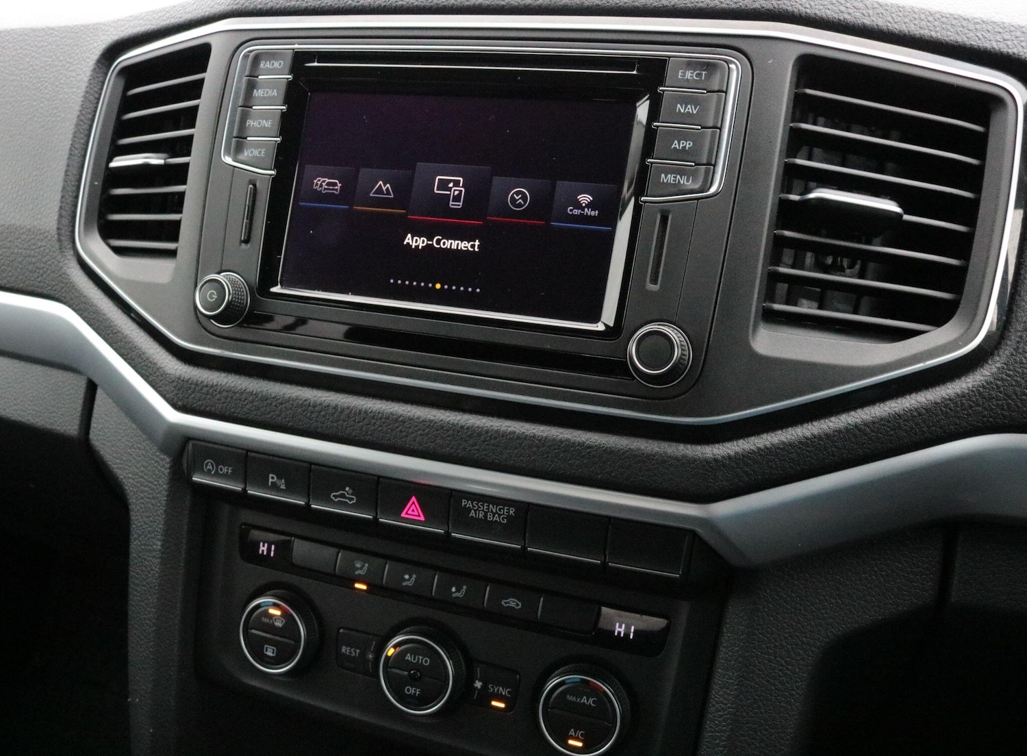 Used Volkswagen Amarok 2018 for sale - 76781125: Photo 21