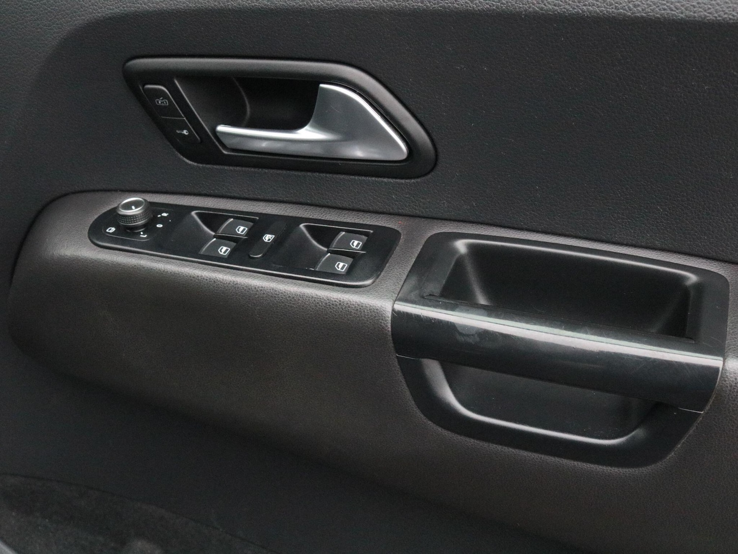 Used Volkswagen Amarok 2018 for sale - 76781125: Photo 29