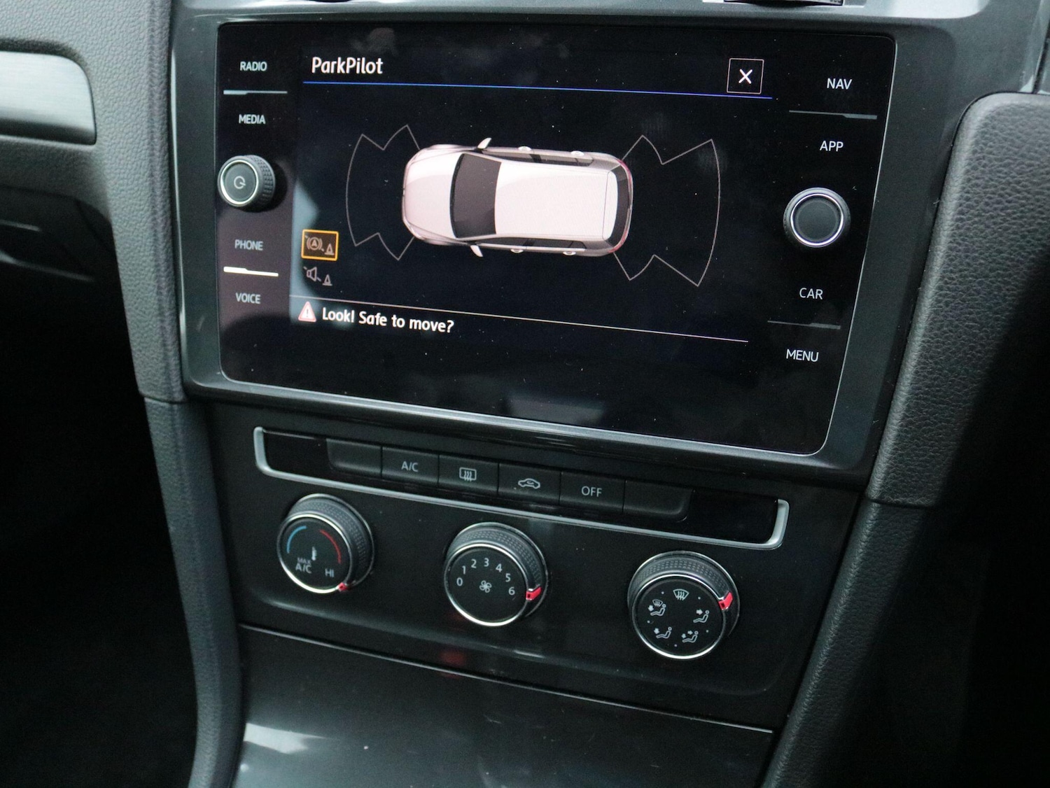 Used Volkswagen Golf for sale - 77344201: Photo 19