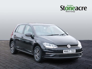 Used Volkswagen Golf 2017 for sale - 77344201: Photo