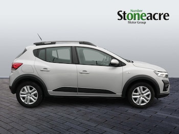 Used Dacia Sandero Stepway 2023 for sale - 76592753: Photo