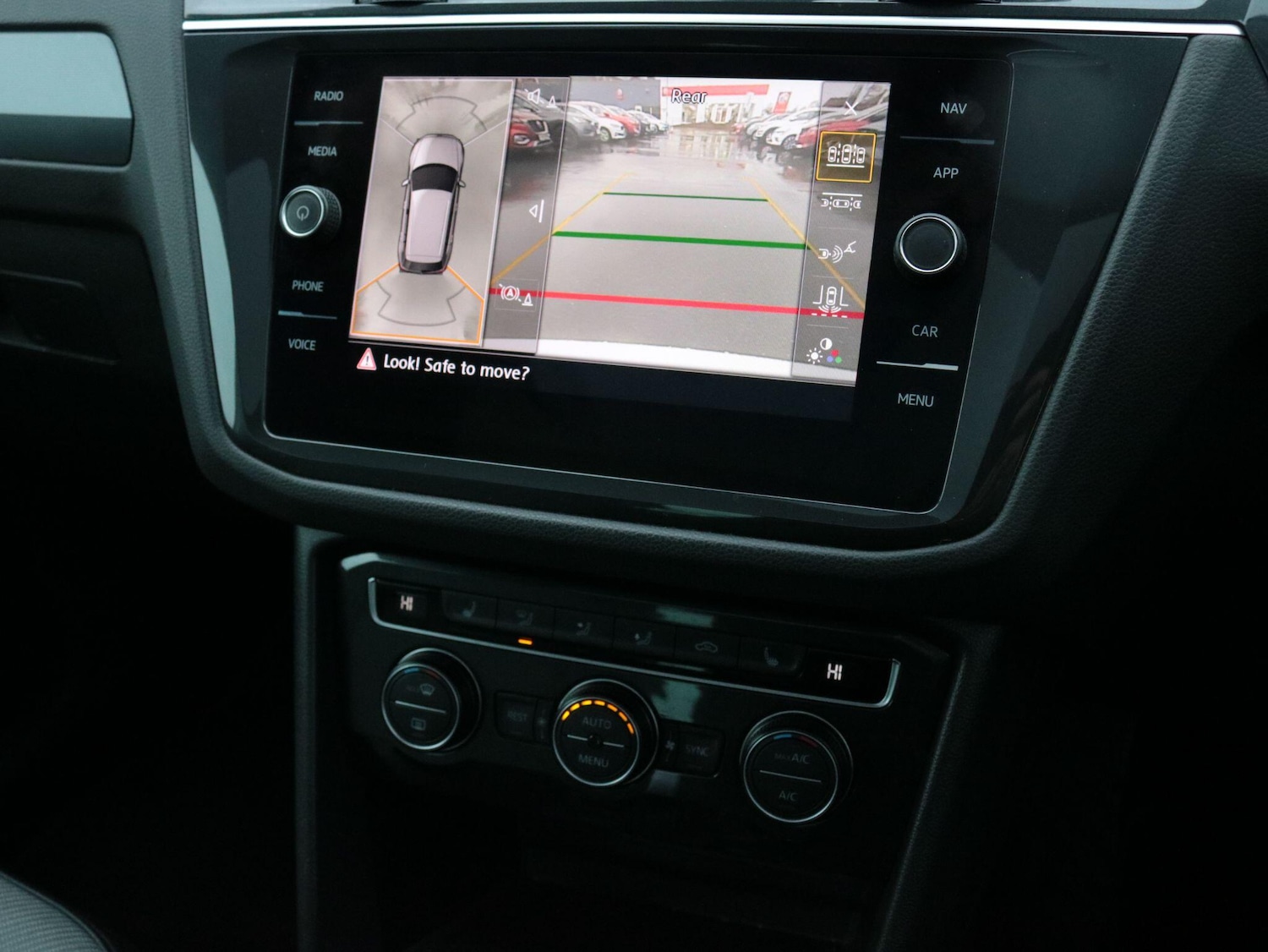 Used Volkswagen Tiguan 2020 for sale - 77109182: Photo 22