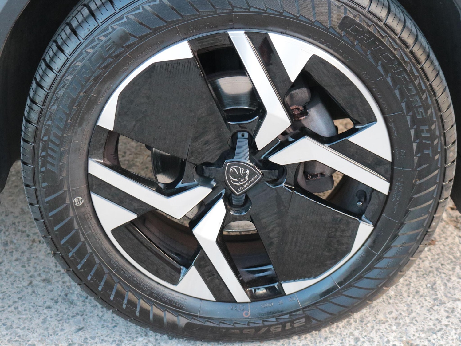 Used Peugeot 2008 2023 for sale - 76765980: Photo 11