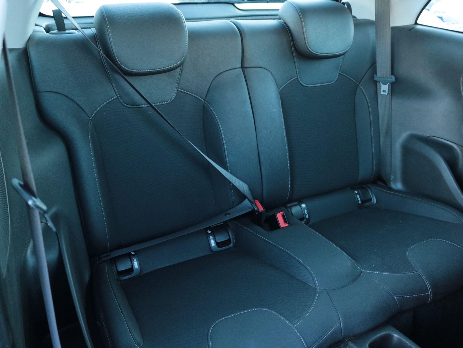 Used Vauxhall ADAM 2017 for sale - 77156664: Photo 21