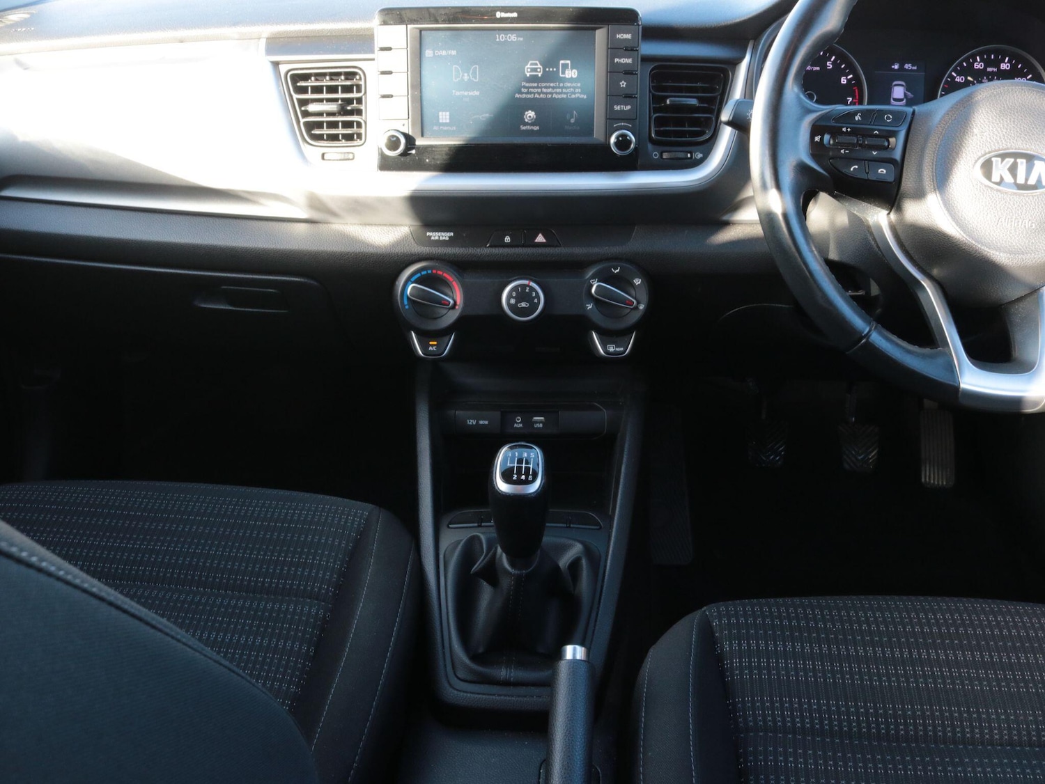 Used Kia Stonic 2018 for sale - 76995359: Photo 21