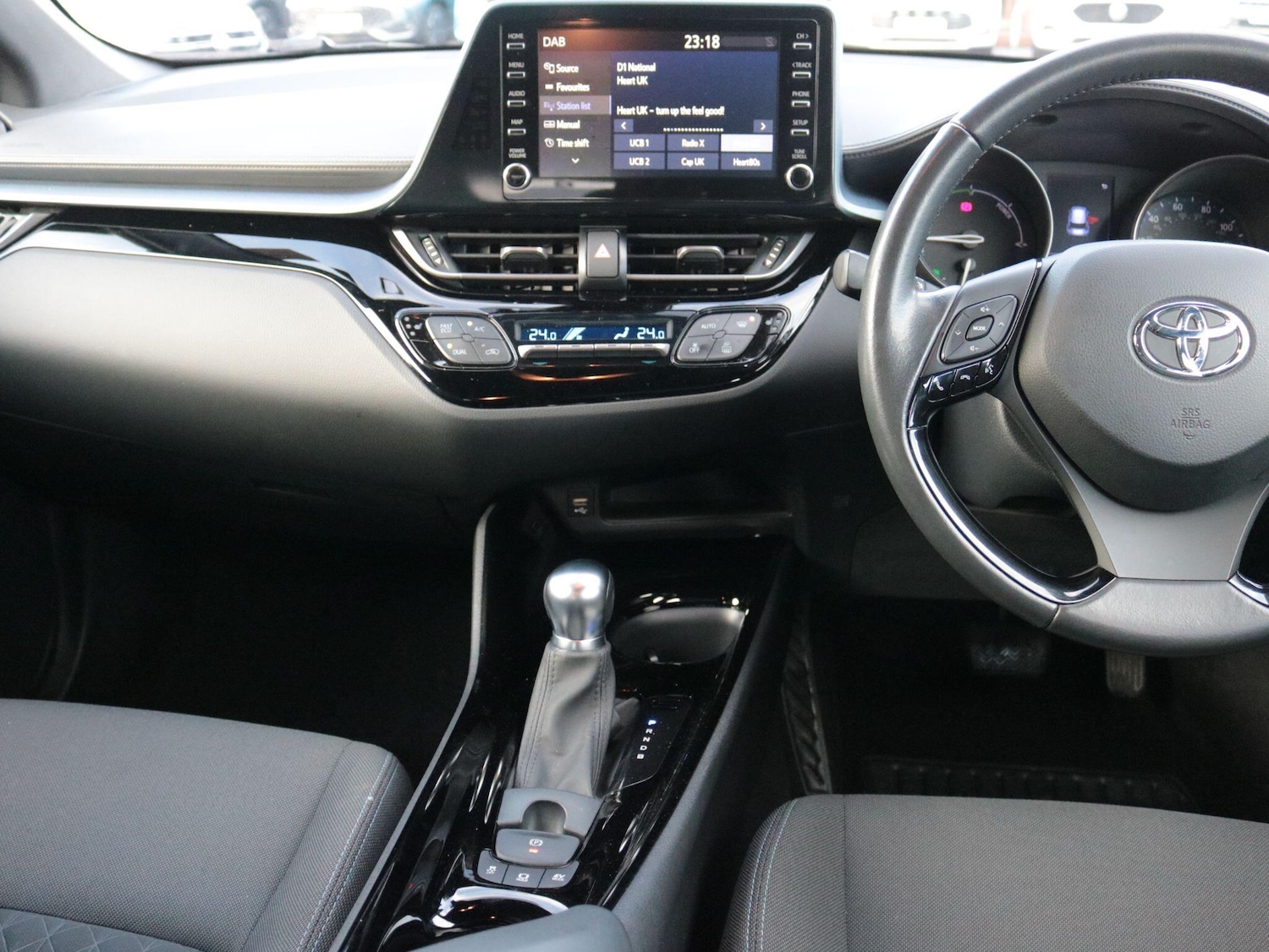 Used Toyota C-HR for sale - 77290980: Photo 24